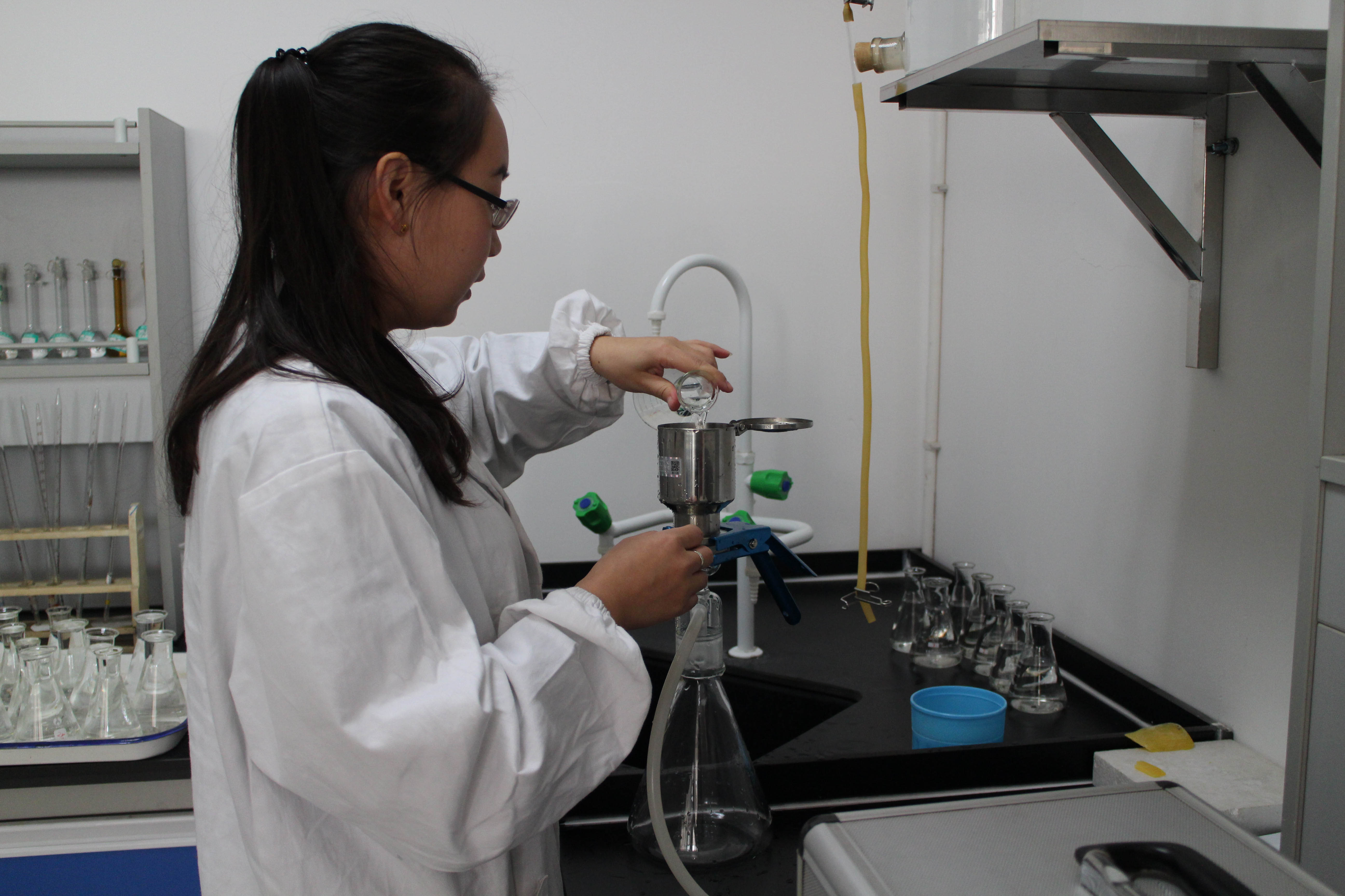 水質(zhì)檢測4.jpg 水質(zhì)檢測4.jpg